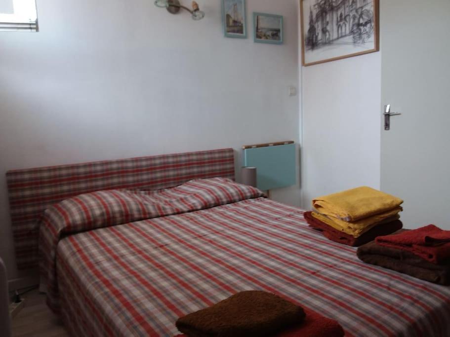 דירות Aramon Charme Centre Historique 17E Siecle מראה חיצוני תמונה