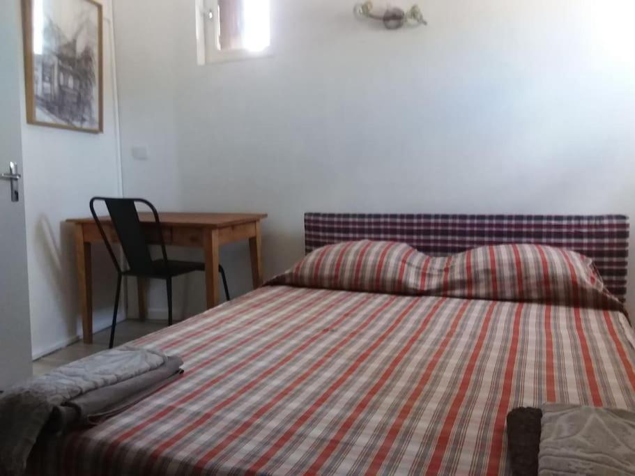דירות Aramon Charme Centre Historique 17E Siecle מראה חיצוני תמונה